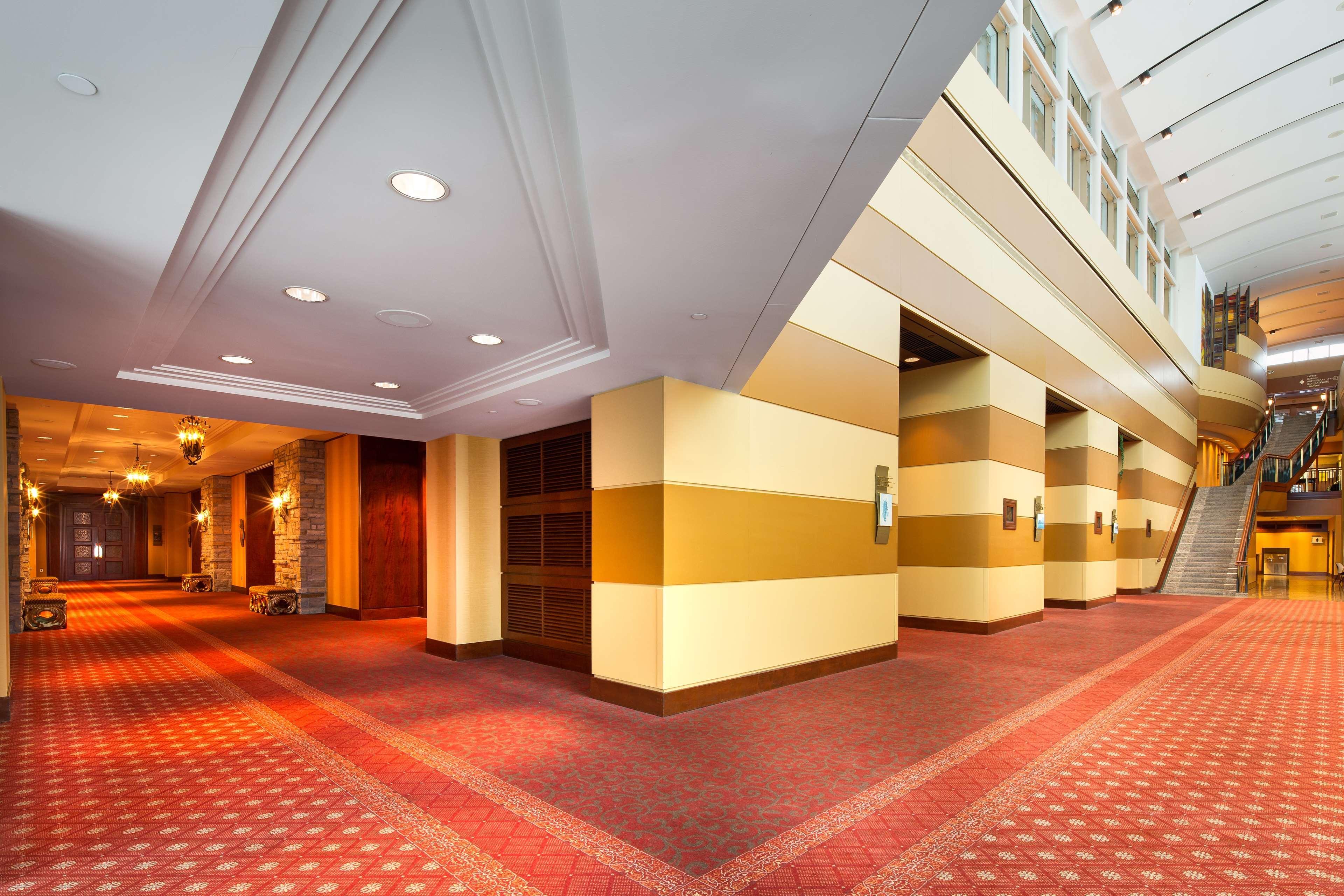 Hilton Lac-Leamy Гатино Экстерьер фото